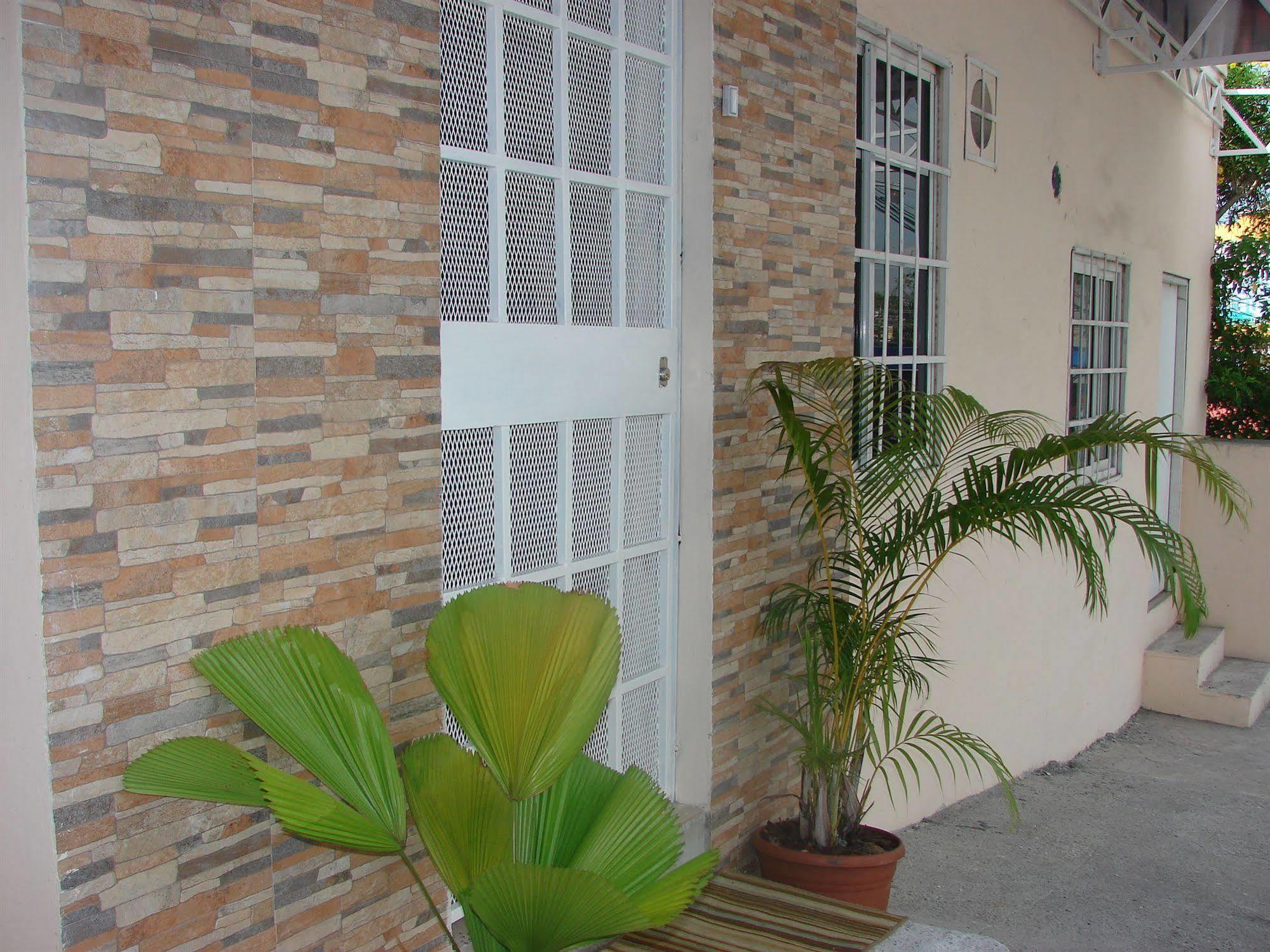 Hostal Gemar Панама Сити Екстериор снимка